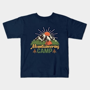 Mountain camping Kids T-Shirt